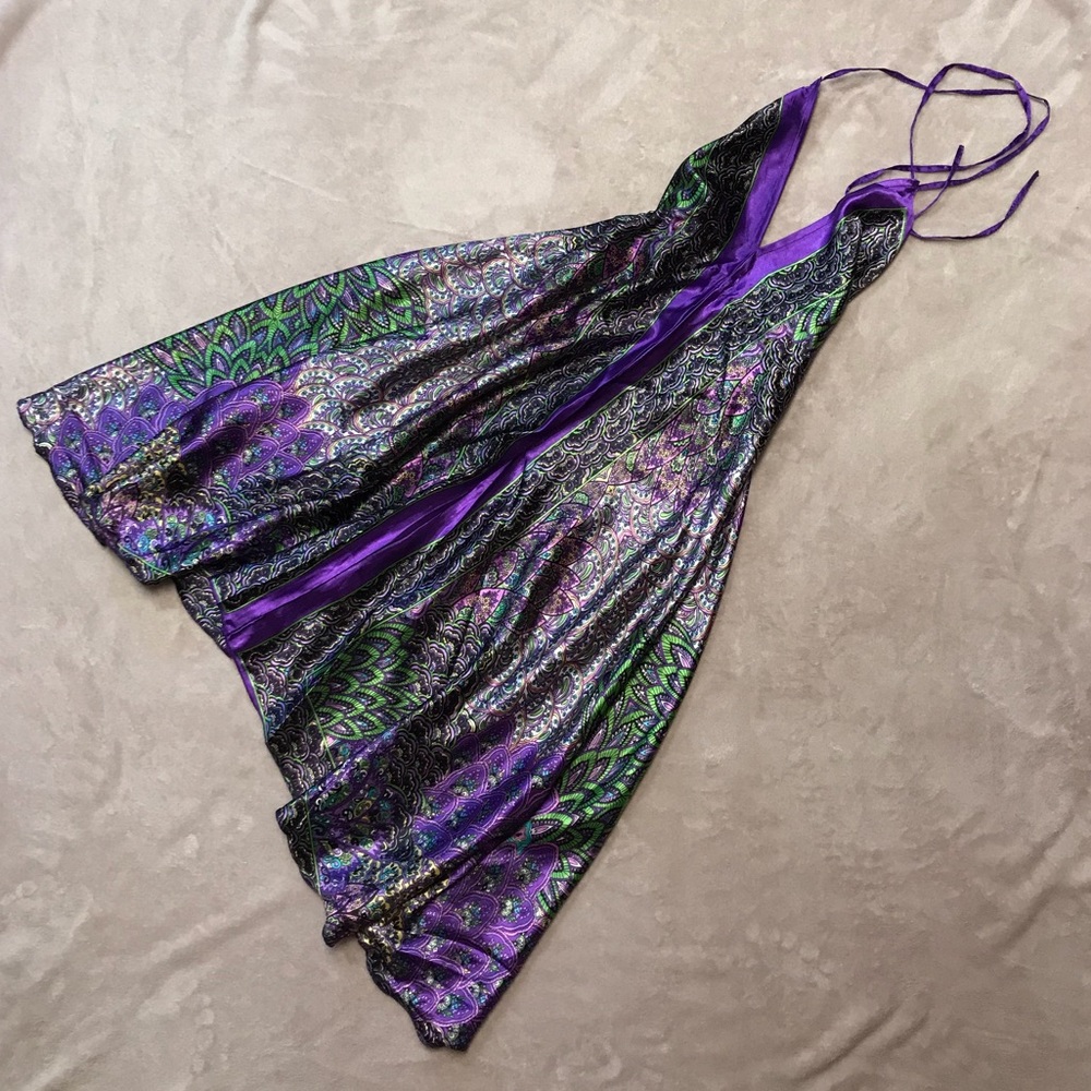 Halter, Purple Dress - Picture 3 of 4